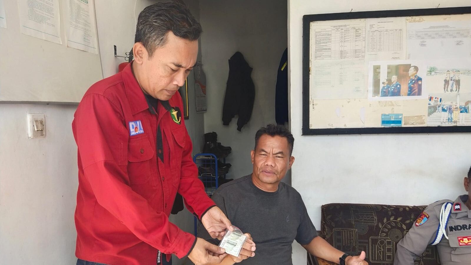 Kabid Humas Polda Jabar : Polisi Berikan Pelayanan Kesehatan dan Vaksinasi Gratis di Klinik Bhayangkara Subang