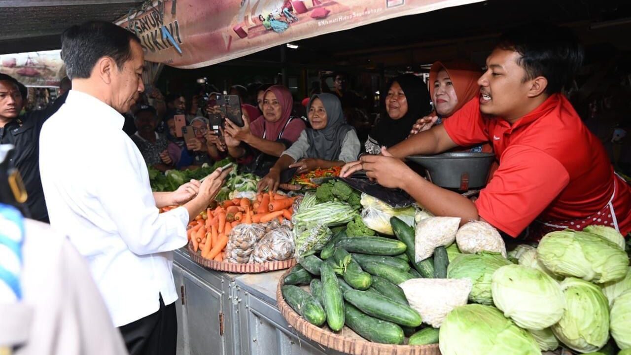 Mengawali kunjungan kerjanya di Provinsi Jawa Tengah, Presiden Jokowi mengunjungi Pasar Mungkid Magelang