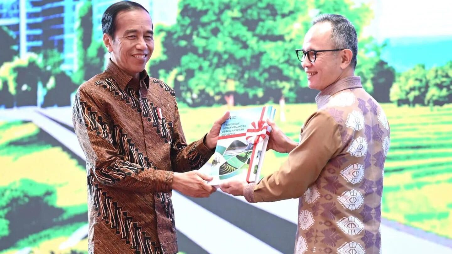 Sambutan Presiden Joko Widodo Pada Pertemuan Tahunan Industri Jasa Keuangan (PTIJK) 2024 di Ballroom The St. Regis