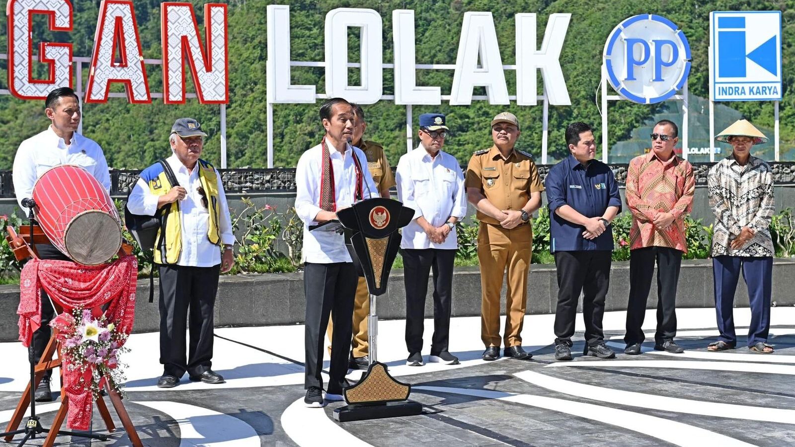 Bapak Presiden Joko Widodo meresmikan Bendungan Lolak di Kabupaten Bolaang Mongondow, Provinsi Sulawesi Utara