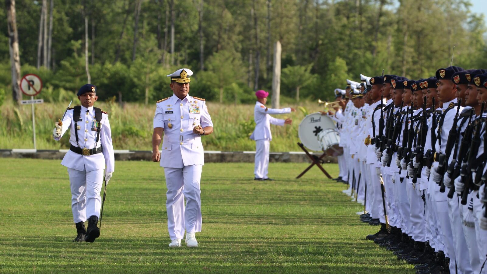 Pangkoarmada Pimpin Sertijab Enam Jabatan Strategis Koarmada III